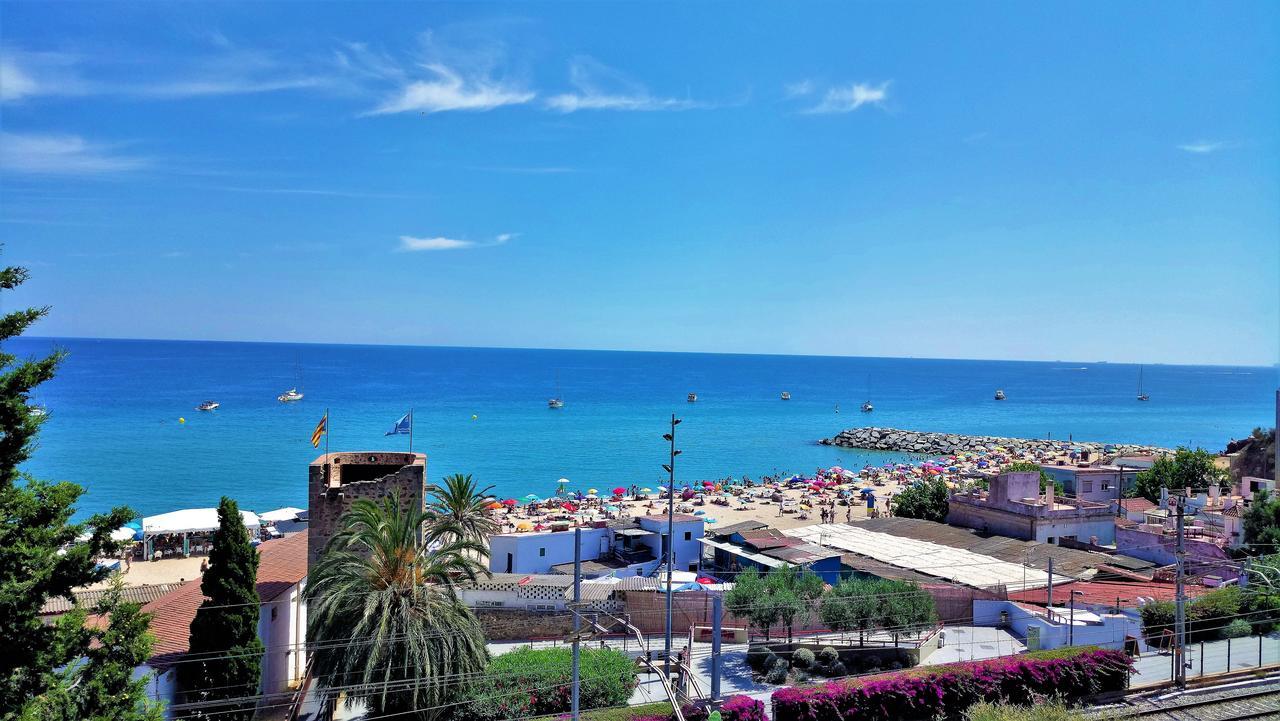 Helena Seaview & Beach-apartment Montgat